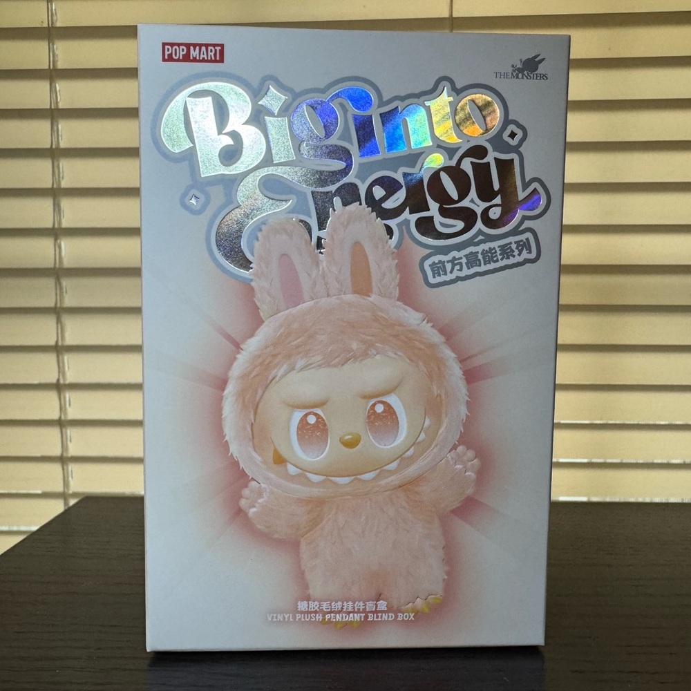 Big Into Energy Labubu SERENITY …(UNOPENED) plus surprise gifts 🤩😍